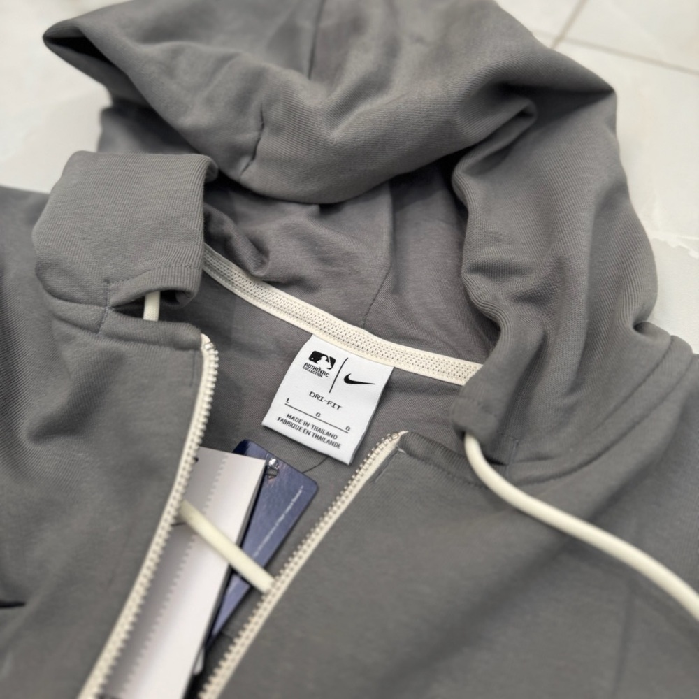 Nike MLB Chicago Cubs Limited Edition 2025 Stadium Collection Dri-FIT Hoodie NWT - Picture 4 of 6